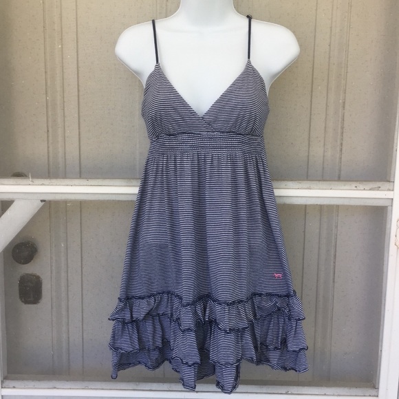 VS Pink Navy and White Dress with Ruffles - Picture 5 of 8